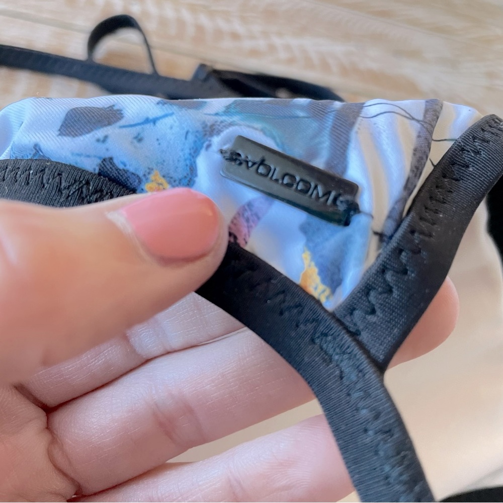 Volcom Collage Dropout Triangle Top Only~Xl - image 7